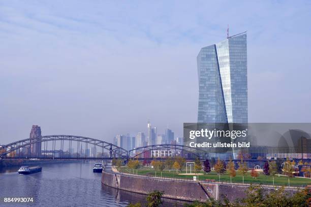 The new Headquarter of European Central Bank in Frankfurt, the financial district in the background