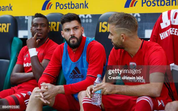 Sports, football, Bundesliga, 2016/2017, Borussia Moenchengladbach versus FC Ingolstadt 04 2:0, Stadium Borussia Park, players bench, f.l.t.r....