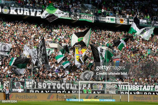 Sports, football, Bundesliga, 2016/2017, Borussia Moenchengladbach versus FC Ingolstadt 04 2:0, Stadium Borussia Park, football fans of Gladbach,...