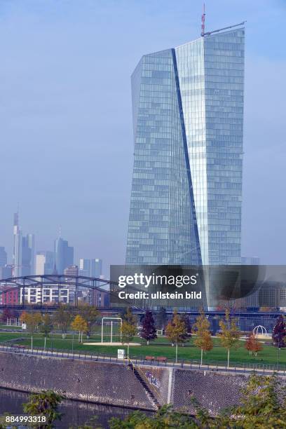 The new Headquarter of European Central Bank in Frankfurt, the financial district in the background