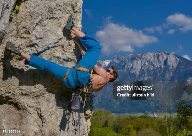 Klettern an der Burgruine von Oberaudorf im Inntal, am 5. Mai 2016.