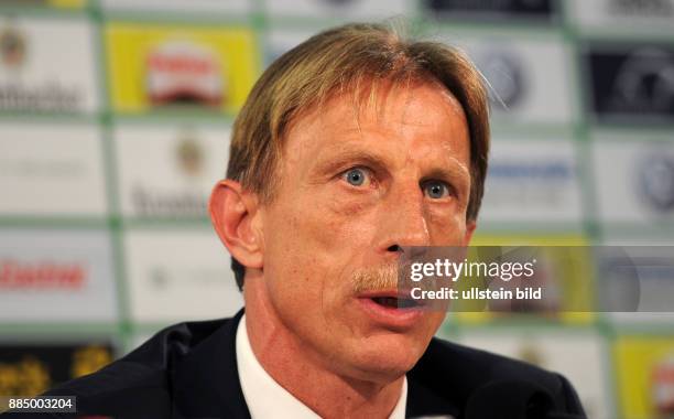 Daum, Christoph - Fussball, Trainer, Eintracht Frankfurt, D -