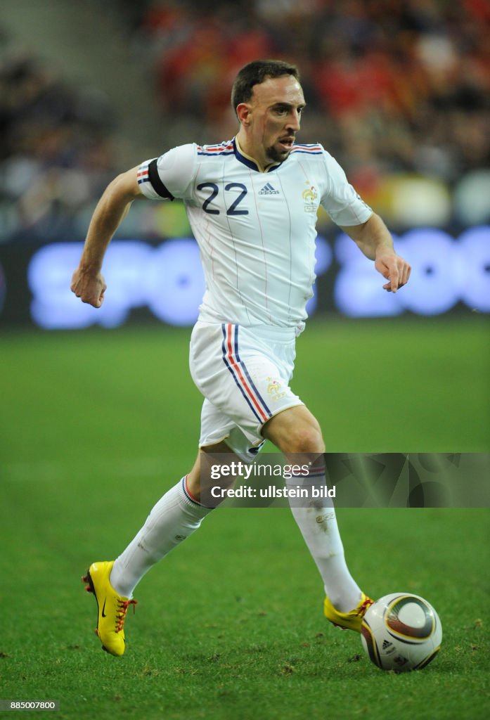 Ribery, Franck - Fussball, Mittelfeldspieler, Nationalmannschaft Frankreich - in Aktion am Ball