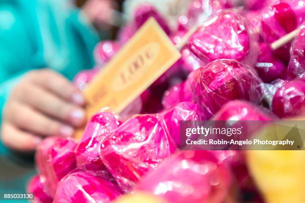 visite d'une confiserie en haute-savoie, france - robin angelo photography stock pictures, royalty-free photos & images