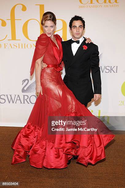 Model Doutzen Kroes and Designer Zac Posen attend the 2009 CFDA Fashion Awards at Alice Tully Hall, Lincoln Center on June 15, 2009 in New York City.