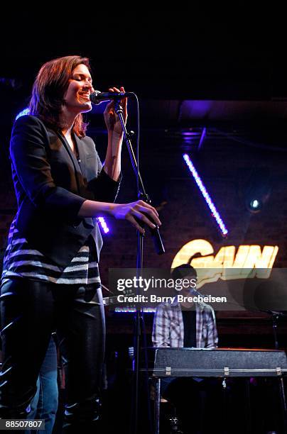 Mandy Moore performs during Gain Detergent's "Love at First Sniff" concert at The LaSalle Power Co on June 15, 2009 in Chicago, Illinois.