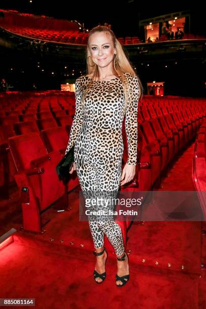 German actress Jenny Elvers attends the 'Kinky Boots' Musical Premiere at Stage Operettenhaus on December 3, 2017 in Hamburg, Germany.