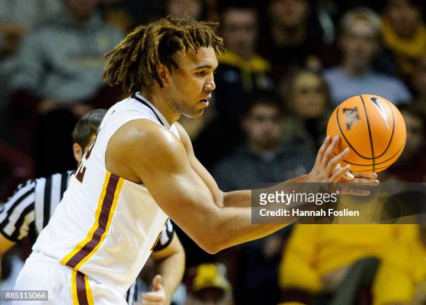 Reggie Lynch of the Minnesota Golden Gophers passes the ball against the USC Upstate Spartans during the game on November 10, 2017 at Williams Arena...