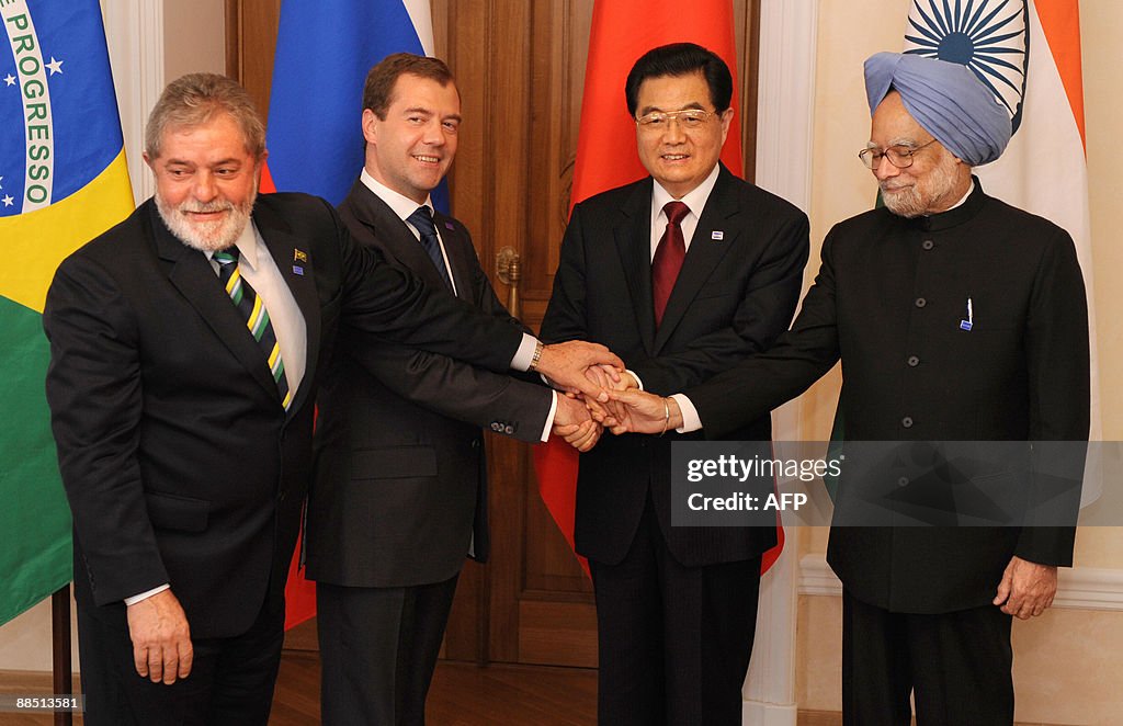 L to R: Presidents Luiz Inacio Lula da S