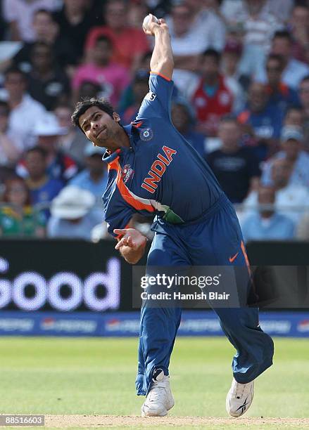 Singh of India bowls during the ICC World Twenty20 Super Eights match between South Africa and India at Trent Bridge on June 16, 2009 in Nottingham,...