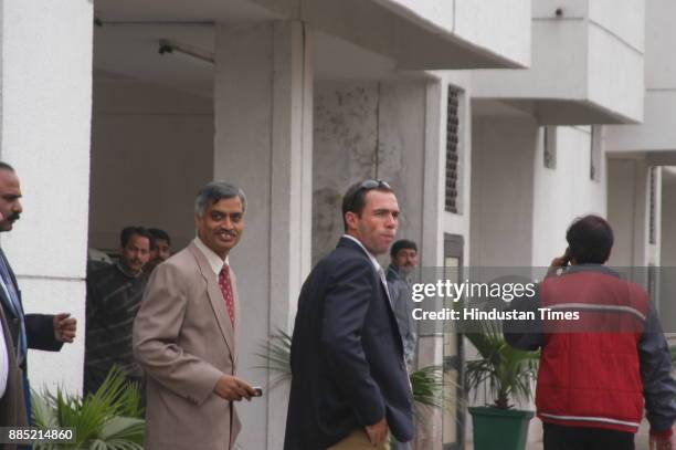 South African cricketer Nicky Boje surrounded by Delhi Police Crime branch officials at Kotwali Police Station in New Delhi on Tuesday. Boje appeared...