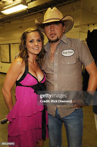 Musician Jason Aldean and wife Jessica Aldean attend the 2009 CMT Music Awards at the Sommet Center on June 16, 2009 in Nashville, Tennessee.