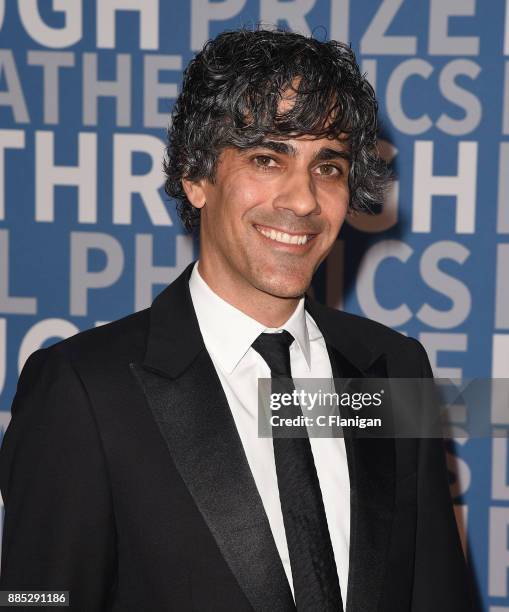 Of Yelp Jeremy Stoppelman arrives at the 2018 Breakthrough Prize at NASA Ames Research Center on December 3, 2017 in Mountain View, California.