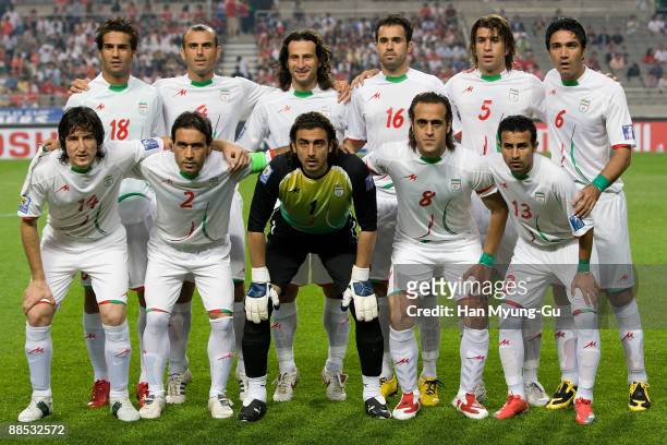 Iran's national team pose for a picture before the 2010 FIFA World Cup Asian Qualifiers match between Iran and South Korea at Seoul World Cup Stadium...
