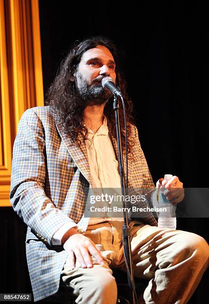 Dino Rigopoulos Comedian Dino Photos and Premium High Res Pictures - Getty Images