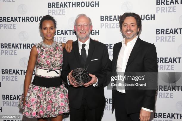 Kerry Washington, Breakthrough Prize in Life Sciences Laureate Don W. Cleveland, and Alphabet president Sergey Brin attend the 2018 Breakthrough...