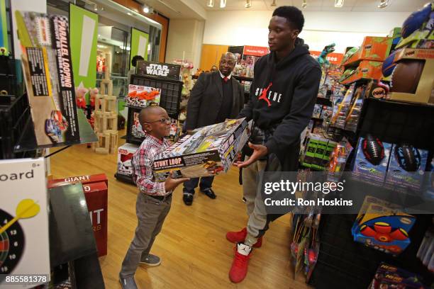 Victor Oladipo of the Indiana Pacers particiaptes in the "Shop with the Pacers" christmas event at Circle Center Mall on December 3, 2017 in...