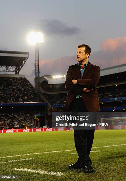 Brazilian coach Dunga looks on during the FIFA Confederations Cup Group B match between USA and Brazil at Loftus Versfeld Stadium on June 18, 2009 in...