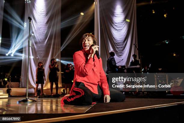 Gianna Nannini performs on stage Mediolanum Forum of Assagoon December 4, 2017 in Milan, Italy.