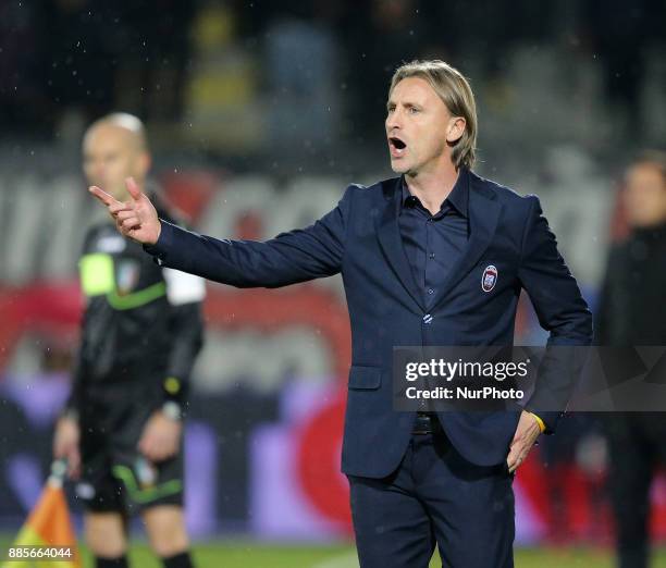 Head coach of Crotone Davide Nicola during the Serie A match between FC Crotone and Udinese Calcio at Stadio Comunale Ezio Scida on December 4, 2017...