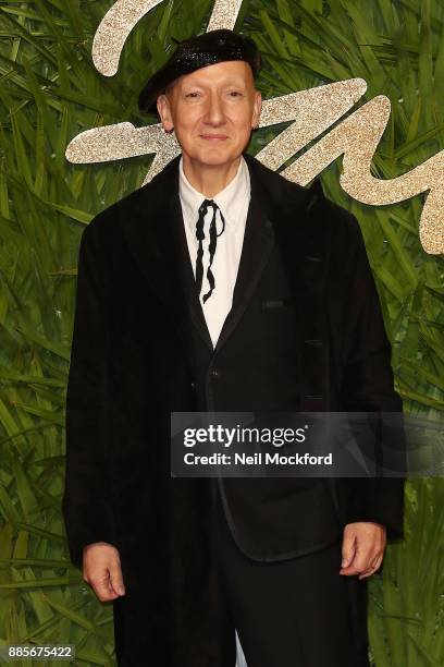 Stephen Jones attends The Fashion Awards 2017 in partnership with Swarovski at Royal Albert Hall on December 4, 2017 in London, England.