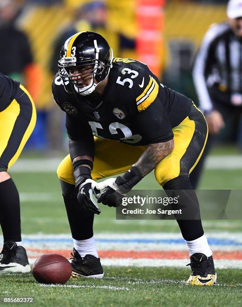 Maurkice Pouncey of the Pittsburgh Steelers in action during the game against the Green Bay Packers at Heinz Field on November 26, 2017 in...