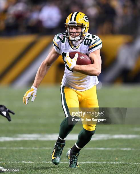 Jordy Nelson of the Green Bay Packers in action during the game against the Pittsburgh Steelers at Heinz Field on November 26, 2017 in Pittsburgh,...
