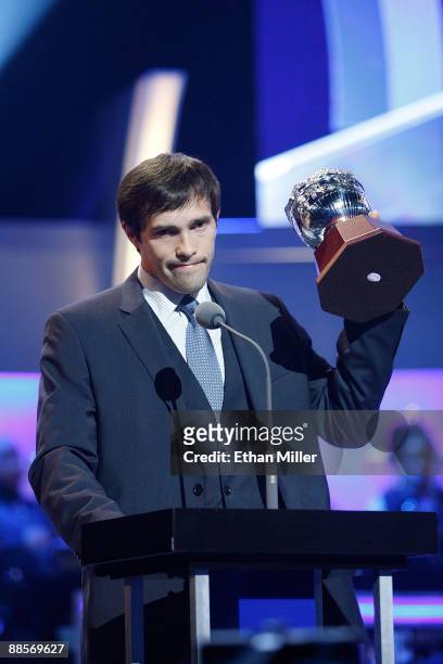 Pavel Datsyuk of the Detroit Red Wings accepts the Frank Selke Trophy during the 2009 NHL Awards at the Palms Casino Resort on June 18, 2009 in Las...