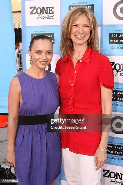 Dawn Riccio 23,830 Jesse Golden Photos & High Res Pictures - Getty Images
