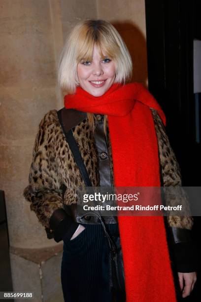Actress Lou Lesage attends the Tribute to Actress Jeanne Moreau at Odeon Theatre on December 4, 2017 in Paris, France.