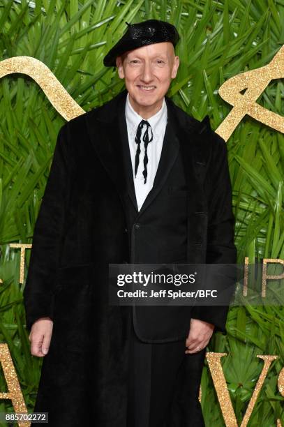 Stephen Jones attends The Fashion Awards 2017 in partnership with Swarovski at Royal Albert Hall on December 4, 2017 in London, England.