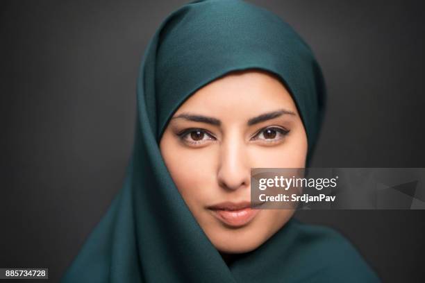 woman from the east - west asia stock pictures, royalty-free photos & images