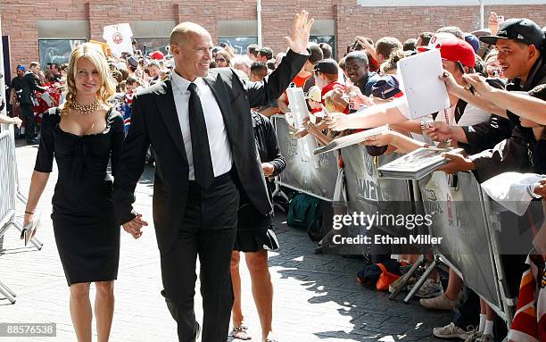 Mark Messier Kim Clark photos