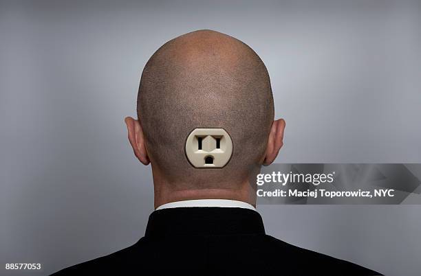 back of the head - shaved-buzz-cut-back-of-head photos et images de collection