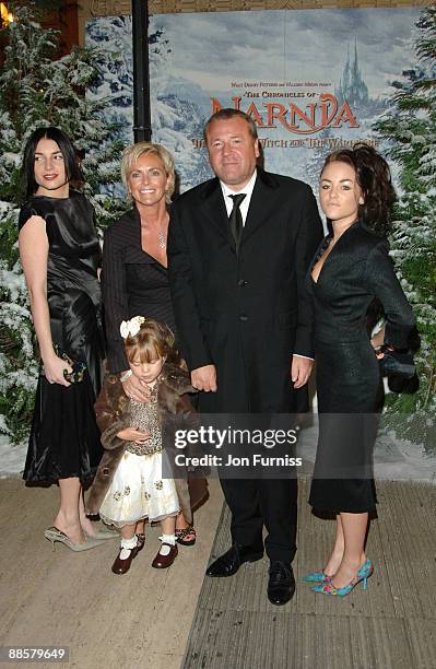 Ray Winstone, daughter Jaime Winstone and family