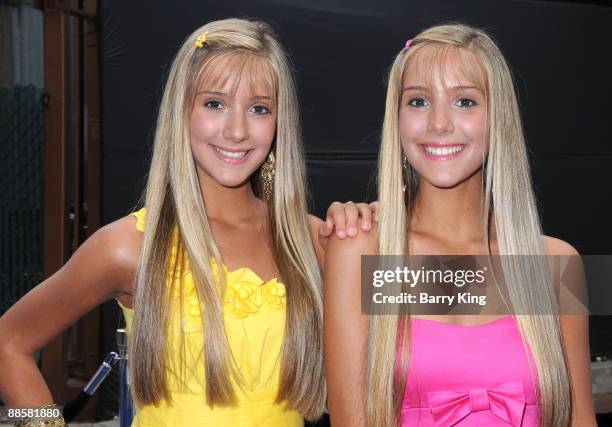 Milly Rosso and Becky Rosso arrives at the Los Angeles Premiere "Monsters vs. Aliens" at the Gibson Amphitheatre on March 22, 2009 in Universal City,...