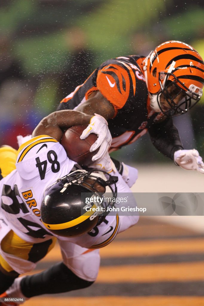 Pittsburgh Steelers v Cincinnati Bengals