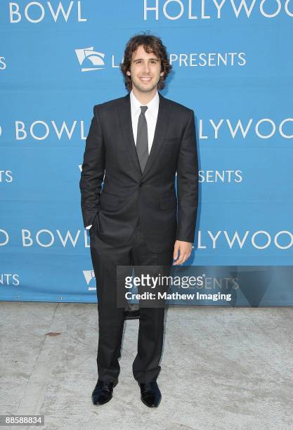 Inductee and performer Josh Groban arrives at the Hollywood Bowl Opening Night Gala at the Hollywood Bowl on June 19, 2009 in Hollywood, California.