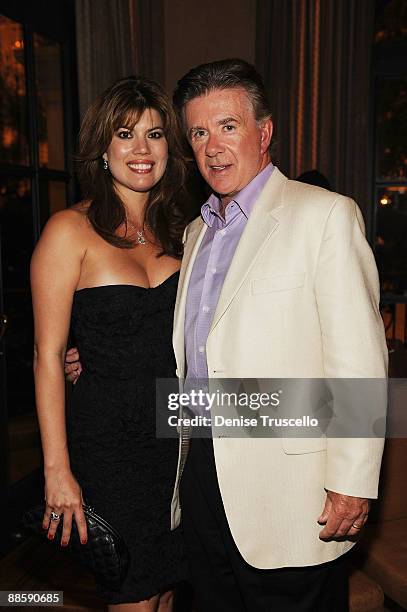 Tanya Thicke and Alan Thicke attend Yellowtail restaurant at the Bellagio Las Vegas on June 19, 2009 in Las Vegas, Nevada.