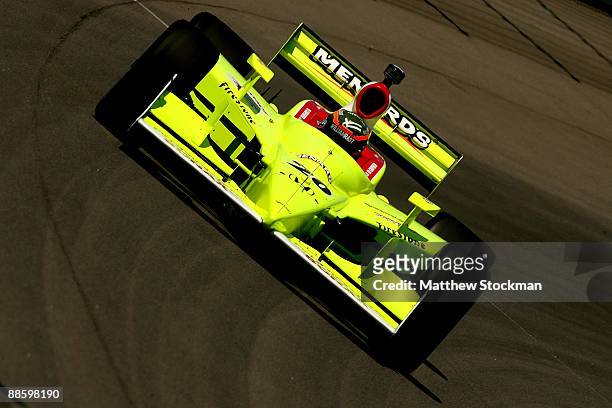 Ed Carpenter drives the Menards Vision Racing Dallara Honda during practice for the IRL Indycar Series Iowa Corn Indy 250 on June 20, 2009 at the...