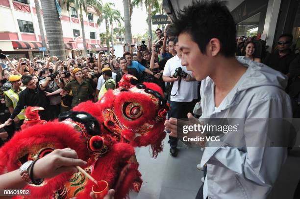 Hong Kong actor-singer Edison Chen launches a Juice store on June 20, 2009 in Kuala Lumpur of Malaysia. Hong Kong brand Clot opened the second...