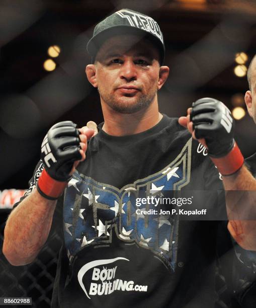 Chris Lytle poses after defeating Kevin Burns during their Welterweight bout at The Ultimate Fighter 9: Team US vs. UK Finale at the Pearl at the...