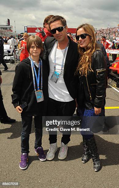 Jade Jagger and Dan Williams attend the British F1 Grand Prix on June 21, 2008 in London, England.