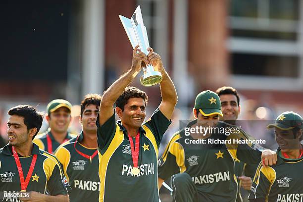 Pakistan Razkk 1,461 Pakistan Abdul Razzaq Stock Photos, High-Res Pictures, and Images ...