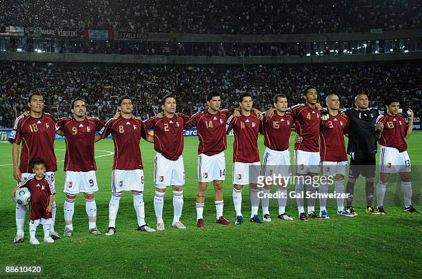 Venezuela´s team poses for a picture before the match against Uruguay during their FIFA World Cup South Africa-2010 South American qualifier football...