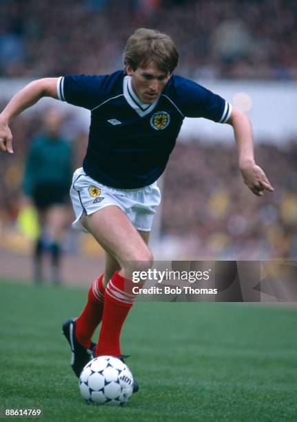 393 Kenny Dalglish Scotland Stock Photos High Res Pictures And Images 393-kenny-dalglish-scotland-stock-photos-high-res-pictures-and-images