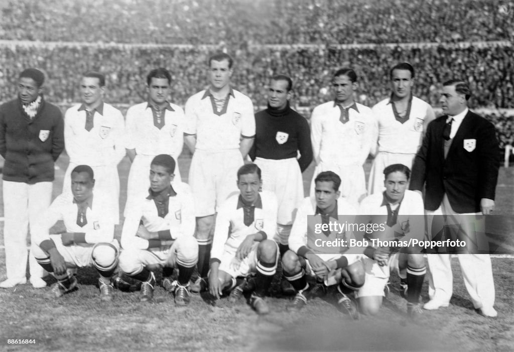 Uruguay v Peru