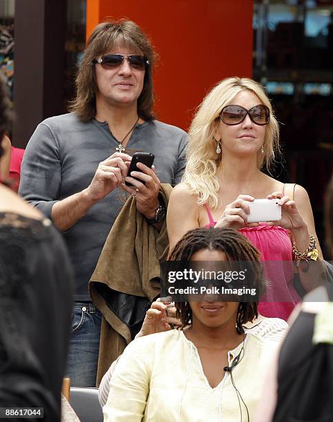 Richie Sambora and Heather Locklear at Malibu Lumber Yard hosts Charisa SeamanÕs Fathers Day Dance Performance at Malibu Lumber Yard in Malibu, CA on...