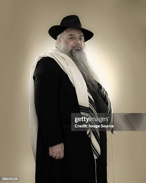 portrait of a rabbi - rabbi stockfoto's en -beelden