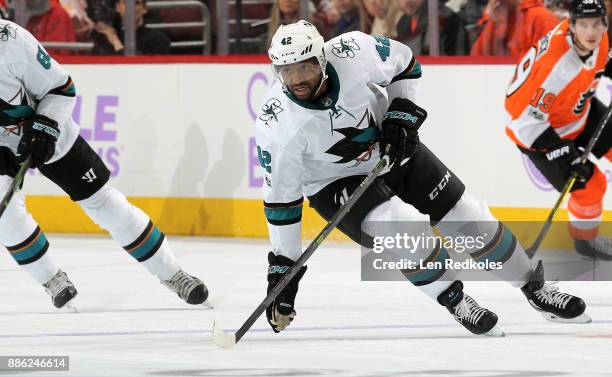 Joel Ward of the San Jose Sharks skates against the Philadelphia Flyers on November 28, 2017 at the Wells Fargo Center in Philadelphia, Pennsylvania.